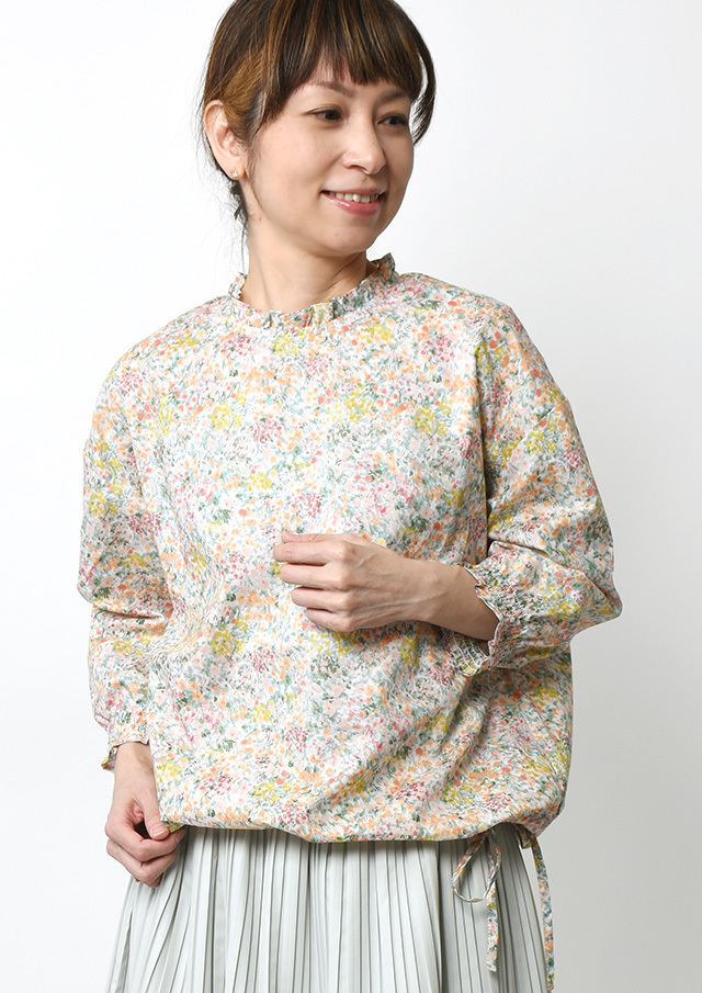 【2026春夏】【ブルーライフ】ぼかし花柄フリルカラーブラウス八分袖【BL056012】【S11】