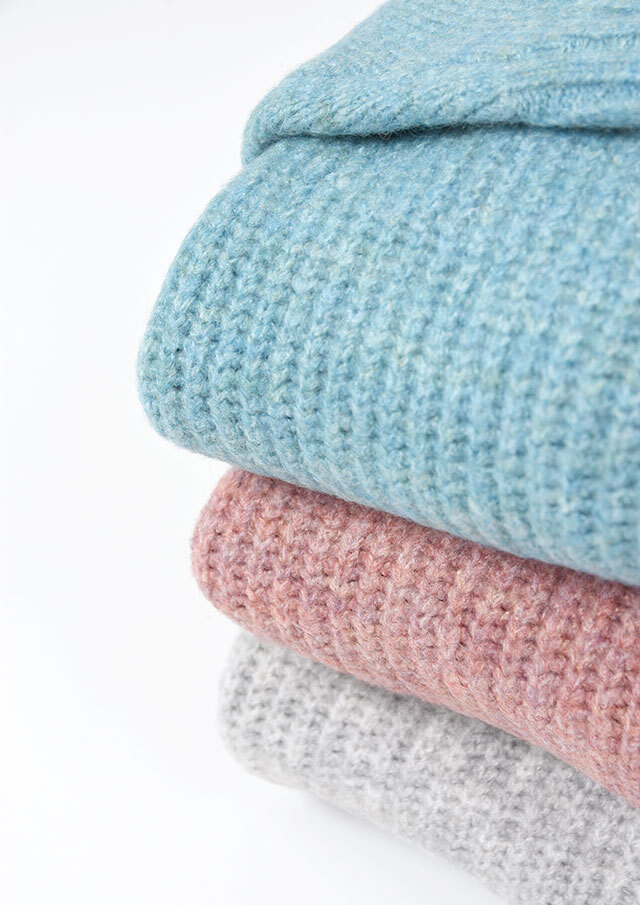 stone archive コットンニット　ブルー 2025秋冬】【ブルーライフ】片畦編み裾ラウンドニットプルオーバー