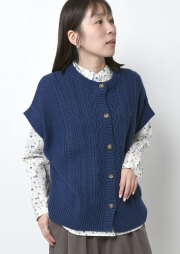 【2025秋冬】【ブルーライフ】ケーブル柄2WAYニットベスト【BL065603】【S22】
