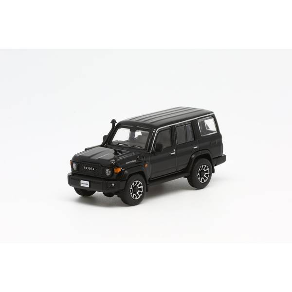 ModelOne 1/64 トヨタ ランドクルーザー70 アティチュード