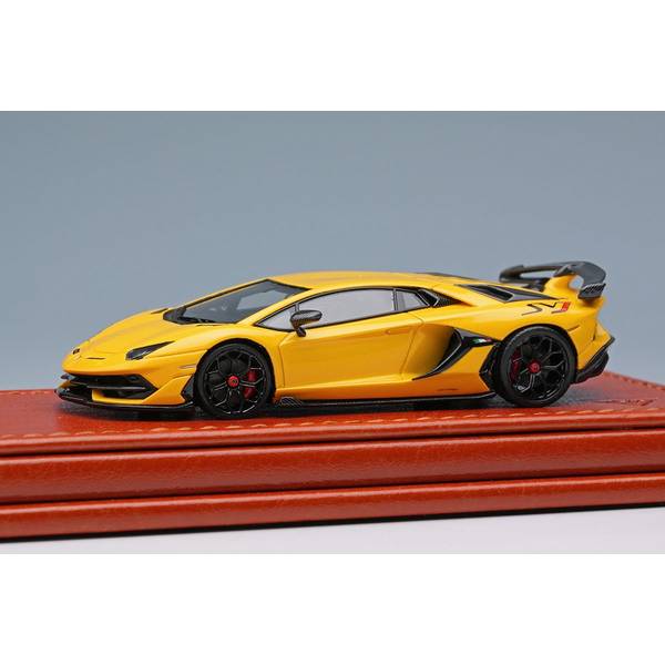 6月予約】Titan64 1/64 ランボルギーニ アヴェンタドール SVJ