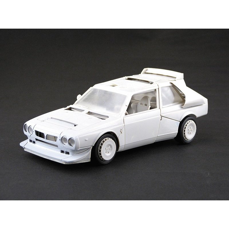 アオシマ 1/24 ランチア デルタ S4 '86 モンテカルロラリー仕様
