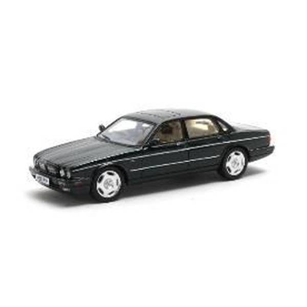 【5月予約】マトリックス 1/43 ジャガー XJR X300 1994-1997 ブリティッシュレーシンググリーン 完成品ミニカー MX41001273