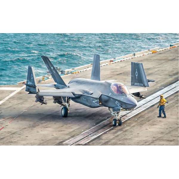 イタレリ 1/72 アメリカ海軍 F-35C ライトニングII (日本語対訳補足