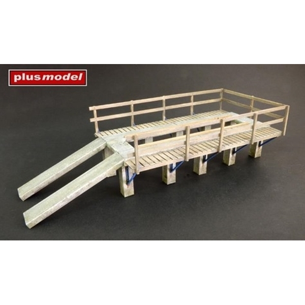 プラモデル　1/35 ランププラットホーム [PLM581] 1月予約】プラスモデル 1/35 ランププラットホーム 模型用グッズ