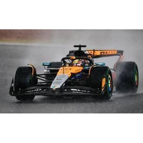 McLaren F1 ミニカー グランプリレッド 限定版タグホイヤー、7台Set McLaren F1 ミニカー グランプリレッド 限定版タグホイヤー、7台