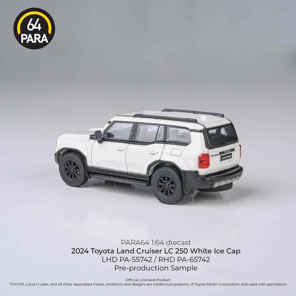 PARA64 1/64 トヨタ ランドクルーザー 250 2024 ホワイトアイス