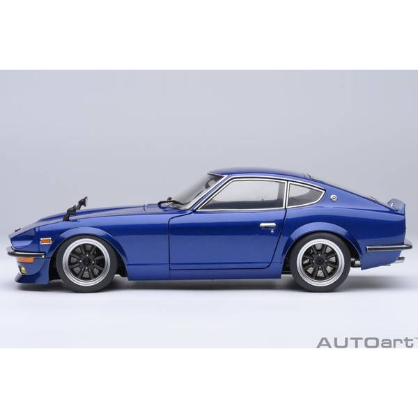 10月予約】オートアート 1/18 ニッサン フェアレディZ S30 悪魔