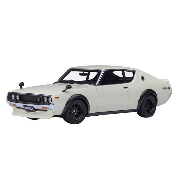 オートアート 1/18 ニッサン スカイライン 2000GT-R KPGC110 チューンド・バージョン ホワイト 完成品ミニカー 77467