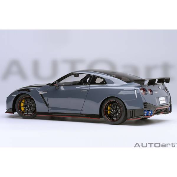 日産★GT-R★オートアート★ミレニアム★リミテッドエディション★２０００個限定 オートアート 1/18 ニッサン GT-R R35 ニスモ スペシャル