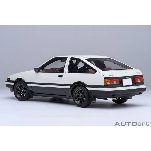 トヨタ スプリンター トレノ AE86 1:18 AUTOart 1/18 トヨタ