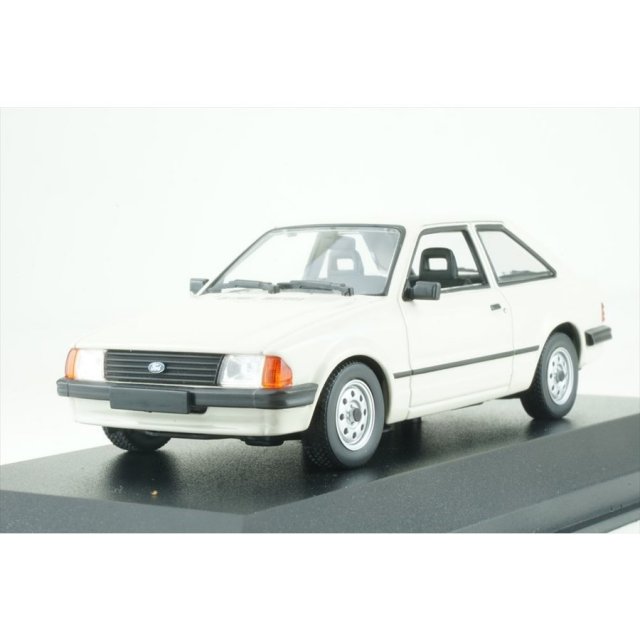 ミニカー グレー Amazon | Inno Models 1/64 ニッサン 300ZX (Z32