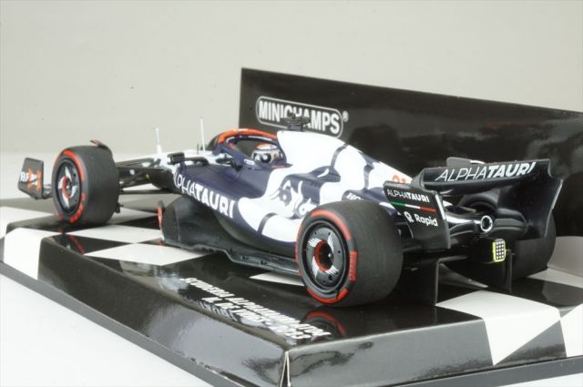 ミニカー　1/43 スクーデリア アルファタウリ AT04 ニック・デ・フリース 2023 [417230121] ミニチャンプス 1/43 アルファタウリ AT04 No.21 スクーデリア