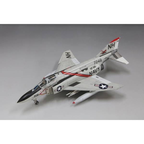 2月予約】ファインモールド 1/72 アメリカ海軍 F-4J 戦闘機