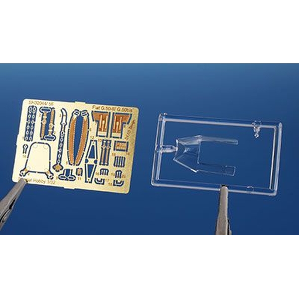 1/32 フィアットG.50-II戦闘機フィンランド空軍