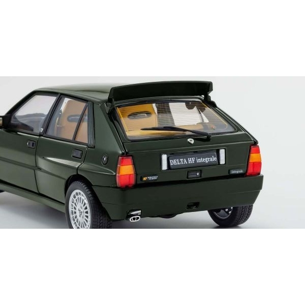 1/18 ランチア デルタ HF インテグラーレ Evo.II ""ベルデヨーク"" ダークグリーン