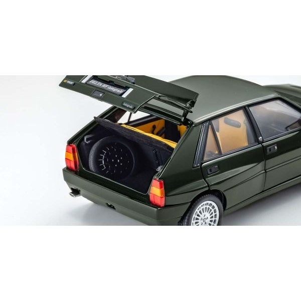 1/18 ランチア デルタ HF インテグラーレ Evo.II ""ベルデヨーク"" ダークグリーン