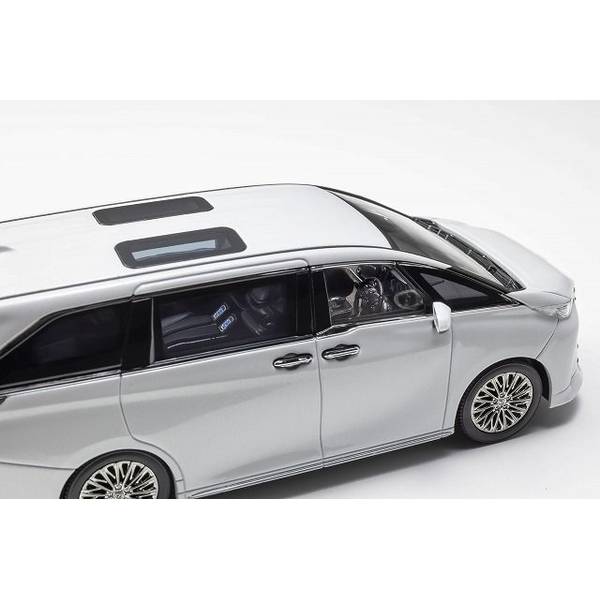 レクサスLM 1/43スケールミニカー 楽天市場】京商 1/43 レクサス LM 500h ソニックチタニウム 4席