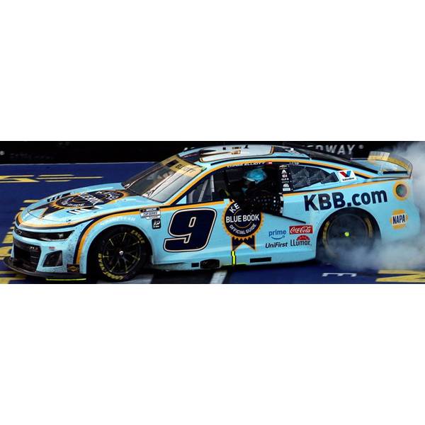 【4月予約】ライオネルレーシング 1/64 シボレー カマロ No.9 KELLY BLUE BOOK 2025 NASCAR カンザス ウィナー C.エリオット 完成品ミニカー LR339995