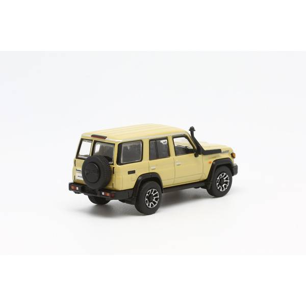 非売品　ランドクルーザー ベージュ　ミニカー ランドクルーザー ミニカー ベージュ 非売品