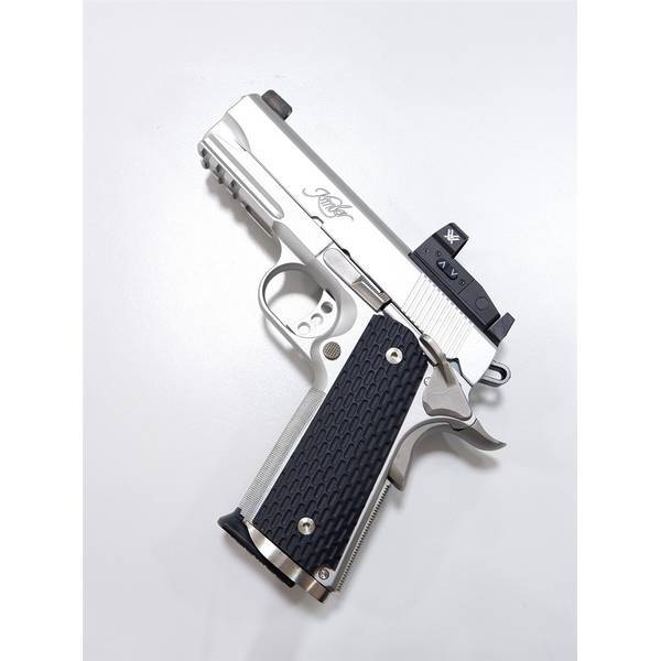 B.W.C. キンバーPRO VENOMカスタム ステンレスモデル モデルガン 4562331252252