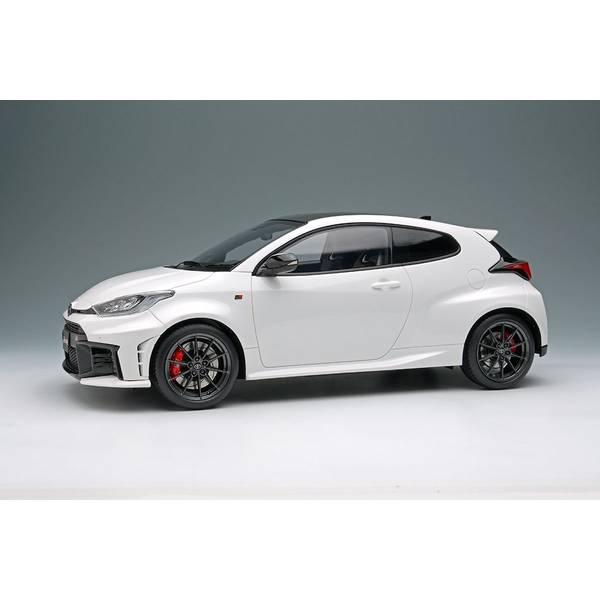 【7月予約】アイドロン 1/18 トヨタ GRヤリス RZ ハイパフォーマンス 2024 スーパーホワイト2 完成品ミニカー EML182A