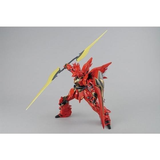 バンダイ MG 1/100 MSN-06S シナンジュ 「機動戦士ガンダムUC