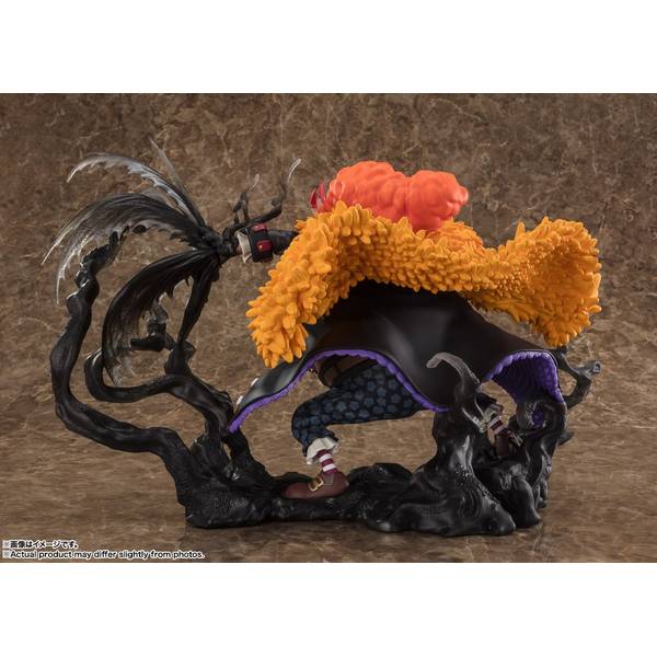 ONE PIECE - フィギュアーツZERO [超激戦]マーシャル・D・ティーチ-闇水- ONE PIECE(ワンピース) 完成品 フィギュア バンダイスピリッツ Amazon | TAMASHII NATIONS フィギュアーツZERO [超激戦