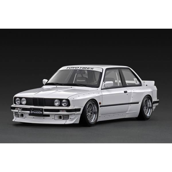 イグニッションモデル 1/18 BMW PANDEM 30 ホワイト 完成品ミニカー IG3719