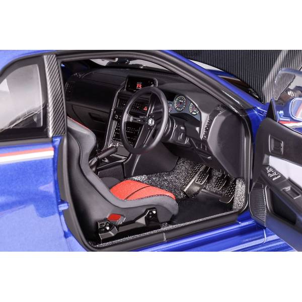 1/18 オートアートSKYLINE GT-Rチューンドverカーボンボンネット