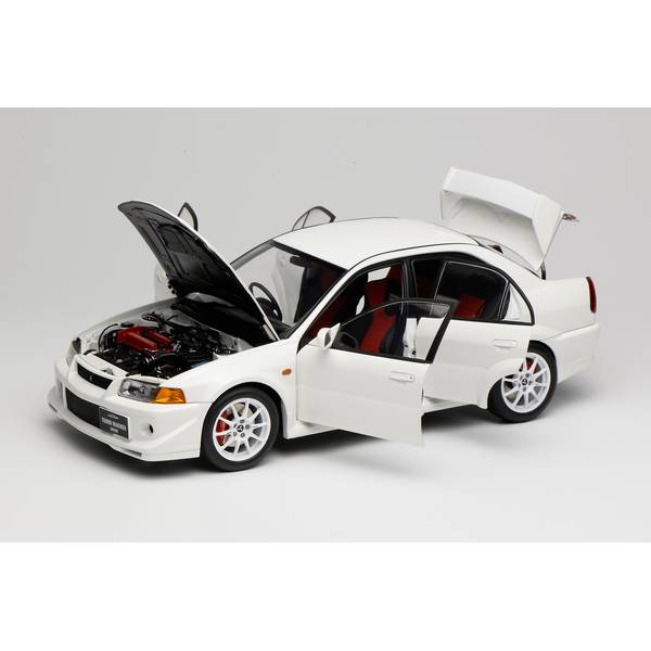 やまちゃん専用ミツビシ ランサーエボリューションx 1/18 スケール ミニカー 7月予約】MOTORHELIX 1/18 ミツビシ ランサー エボリューション