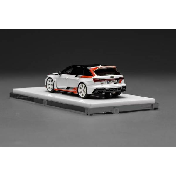 4月予約】MOTORHELIX 1/64 アウディ RS 6アバントGT Acona ホワイト