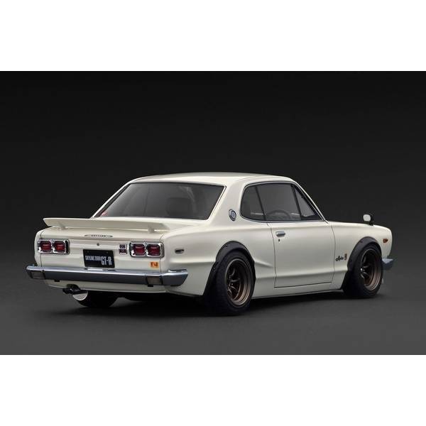 1／18カスタムイグニッションモデル スカイライン GT-R アイボリー 7月予約】イグニッションモデル 1/18 ニッサン スカイライン 2000 GT-R