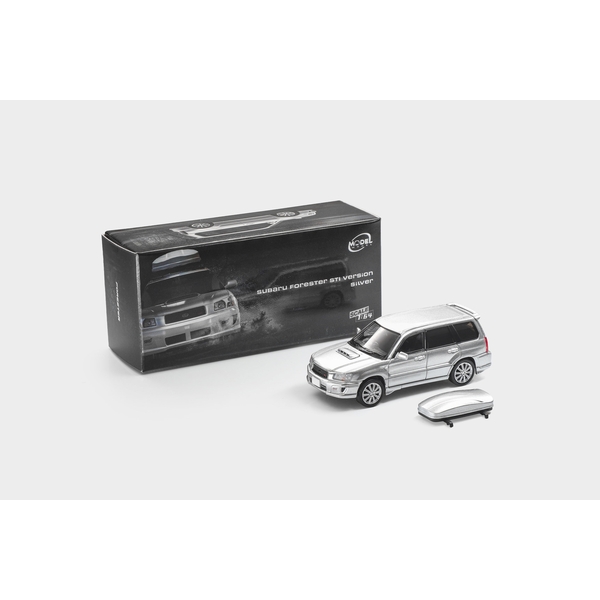 J-collection ホワイトバン ミニカー 1/43 MARK43 1/43 トヨタ ランドクルーザー JA300W ZX プレシャスホワイト