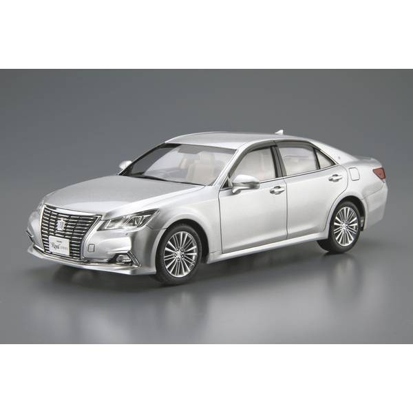 アオシマ トヨタクラウン ロイヤルサルーン 1/24改造完成品 アオシマ プラモデル 完成1/24トヨタ UZS131 クラウン
