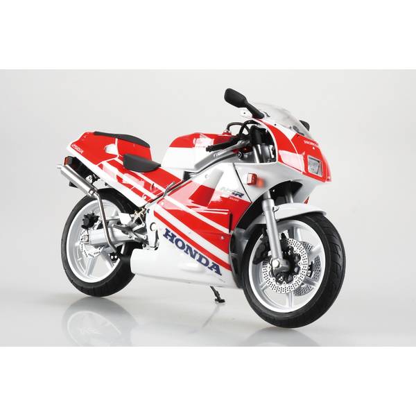 【5月予約】スカイネット 1/12 ホンダ NSR250R '89 ロスホワイト×ファイティングレッド 完成品ミニカー 4905083112137