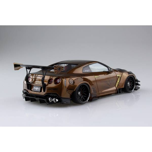 アオシマ　LB・WORKS R35 1/24 リバティウォーク AOSHIMA Plastic model 1/24 LB-WORKS NISSAN GT-R R35 Type1