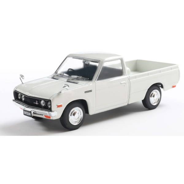 【2月予約】ファースト43 1/43 ニッサン ダットサン 620/1800 ホワイト 完成品ミニカー F43-174