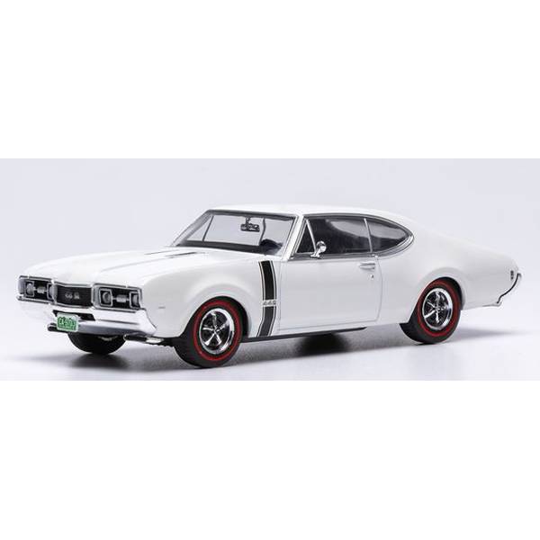 イクソ 1/43 プリムス バラクーダ 1970 レッド 完成品ミニカー CLC592N