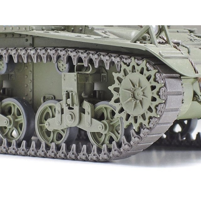 タミヤ　1/35 M3 スチュアート　完成品　戦車　模型　プラモデル　インド 1/35 アメリカ軽戦車 M3スチュアート 後期型: スケールモデル