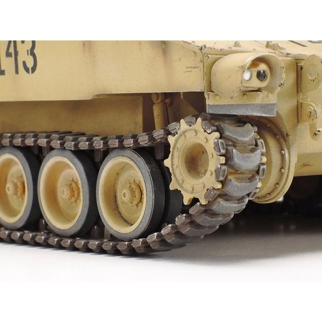 タミヤ 1/35 アメリカ自走砲 M109A6パラディン イラク戦争