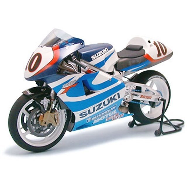 タミヤ 1/12 Honda NSR500 '84 スケールモデル 14121 ポスト