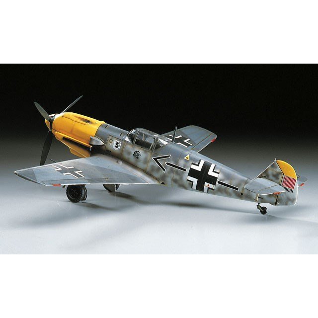 ハセガワ 1/32 メッサーシュミット Me109E スケールモデル ST1
