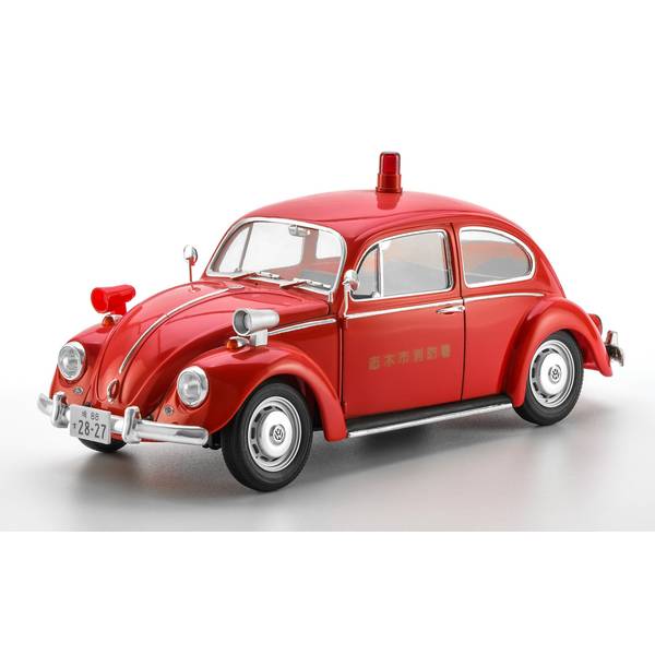 AUTO WORLD 1:24 RAT FINK 1966 VW Beetle w/Tear