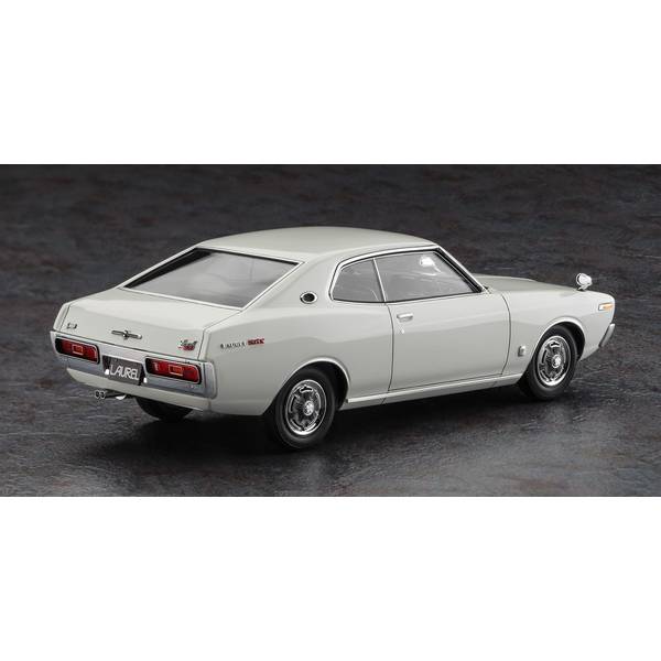 ローレル ２DrHT 2000SGX 完成品 ミツワモデル 1/24 ローレル 2000 SGX ハードトップ ローレル 2DrHT