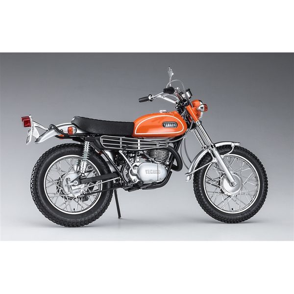ハセガワ 1/10 ヤマハ トレール DT250 “マンダリンオレンジ