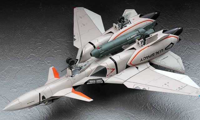ハセガワ 1/72 VF-11B サンダーボルト 「マクロスプラス」より
