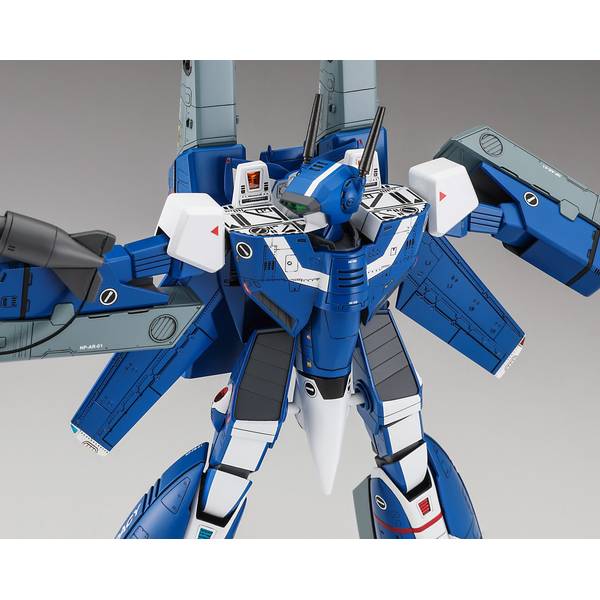 9月予約】ハセガワ 1/72 VF-1J スーパー バトロイド バルキリー