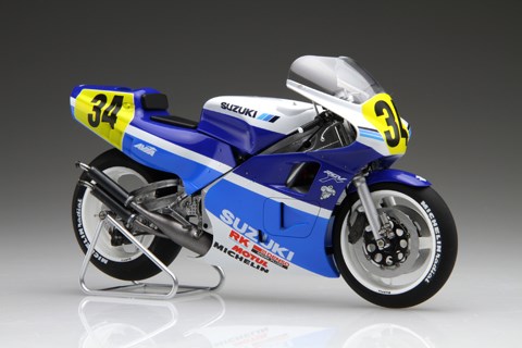 フジミ 1/12 スズキ RGV－Γ 後期型 XR－74 '88 スケールモデル