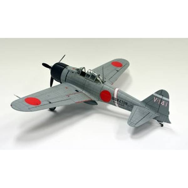 Amazon | 童友社 1/72 零戦五二丙型 第721海軍航空隊 塗装済み